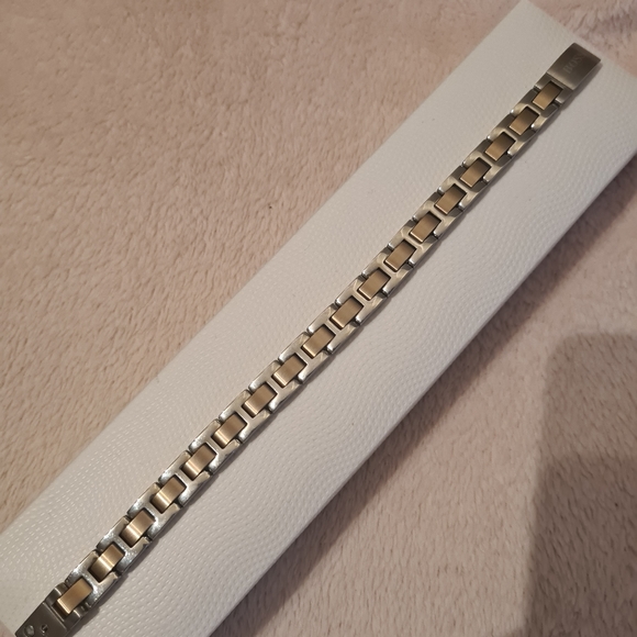 Mens hugo boss ID bracelet rose gold and silver colour - Picture 4 of 4